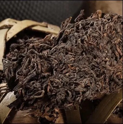 普洱茶怎么分辨古樹茶？