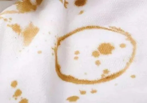 衣服上普洱茶漬怎么去除？