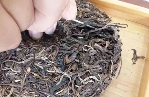 已經(jīng)打開(kāi)的普洱茶餅應(yīng)如何更好地存放，短期和長(zhǎng)期的方法都教給你?