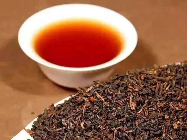 如何選購、辨識普洱茶優(yōu)劣？